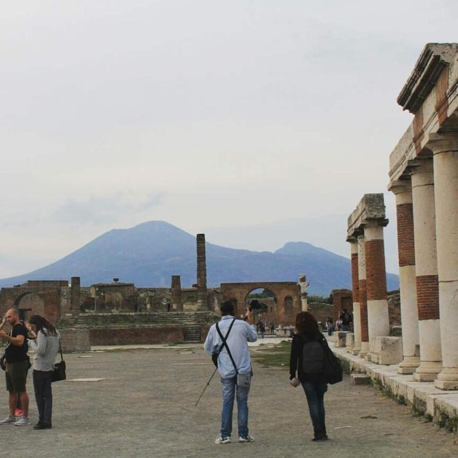 B&B Le Ali Del Sogno Pompeji Kültér fotó